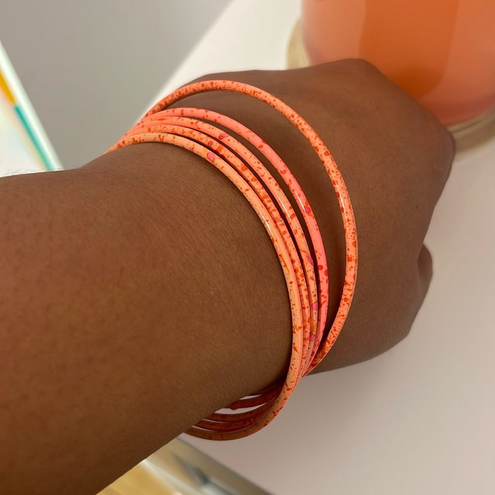 6 bangles 9 1/2 inch wide